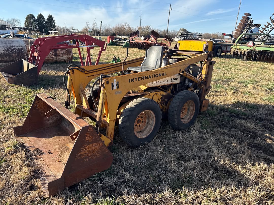 Image of International Harvester 3200 Primary image