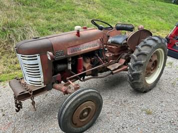 Main image International Harvester 330