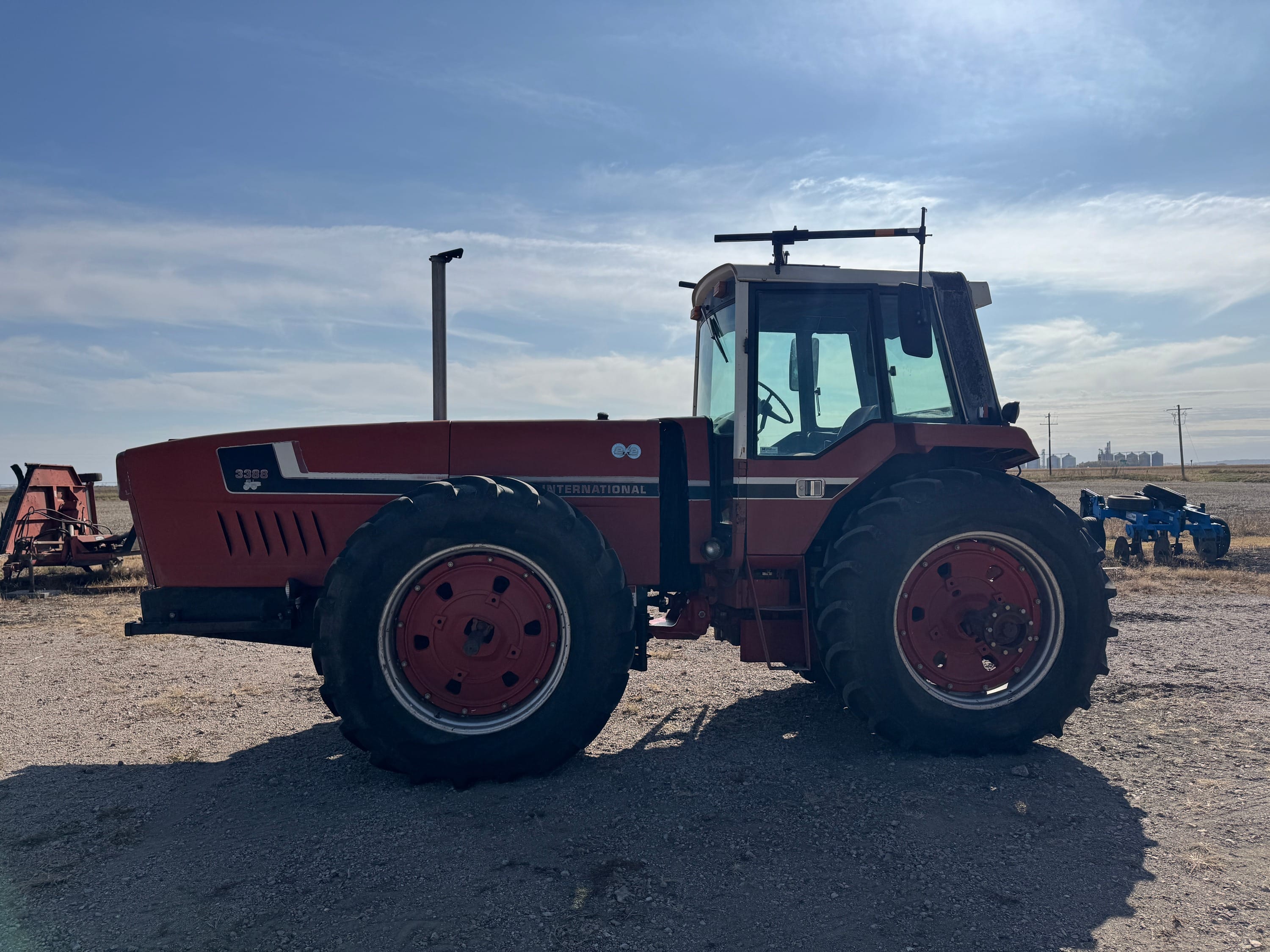 International Harvester 3388 Equipment Image0