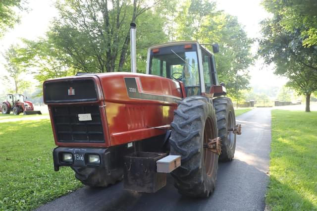 Image of International Harvester 3388 equipment image 4