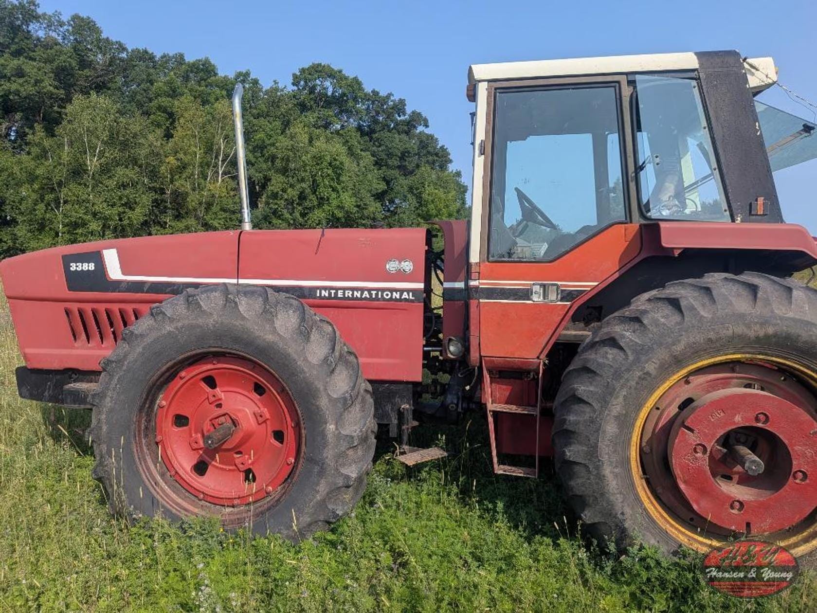 International Harvester 3388 Equipment Image0