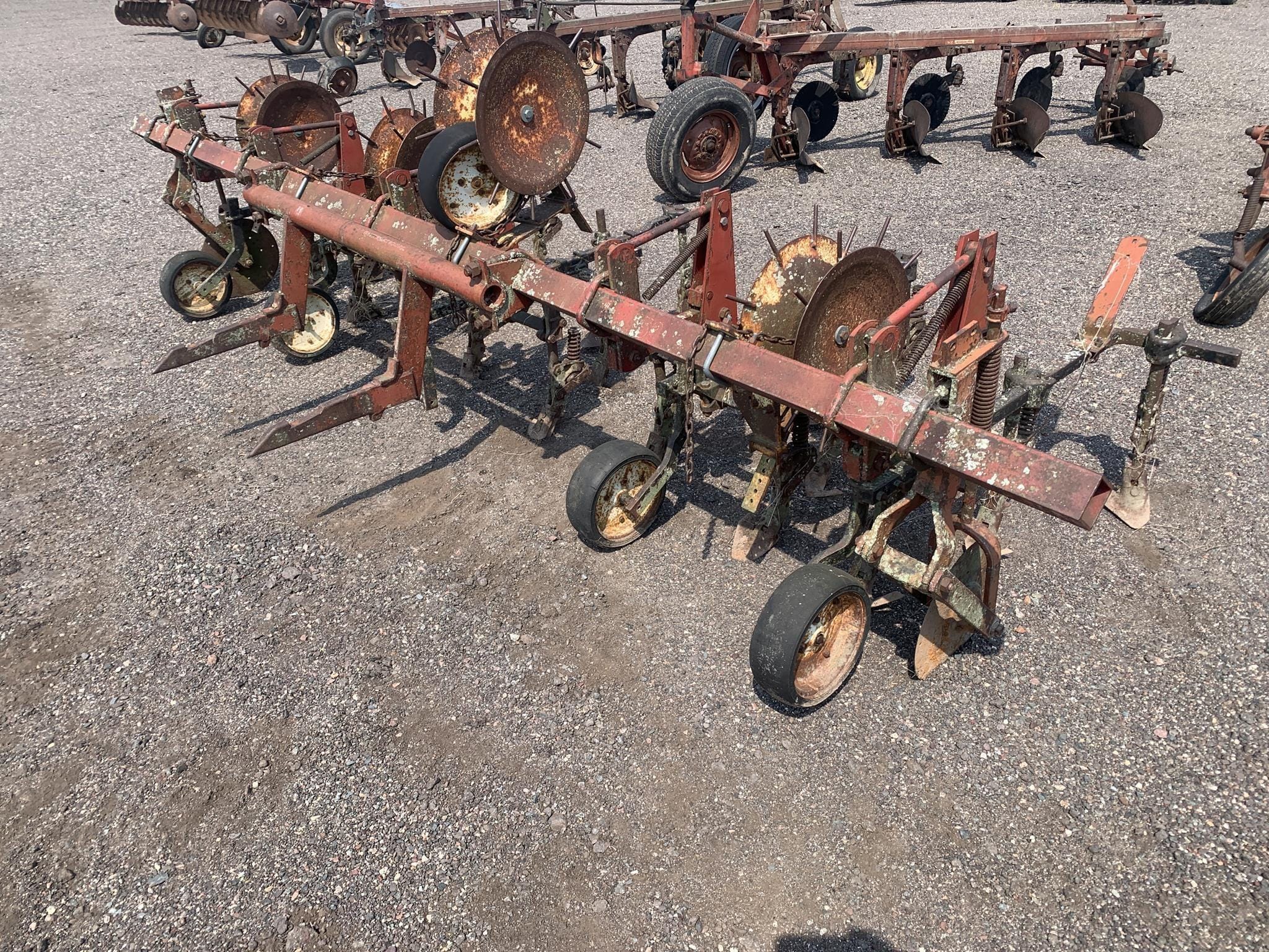International Harvester 34-461 Equipment Image0
