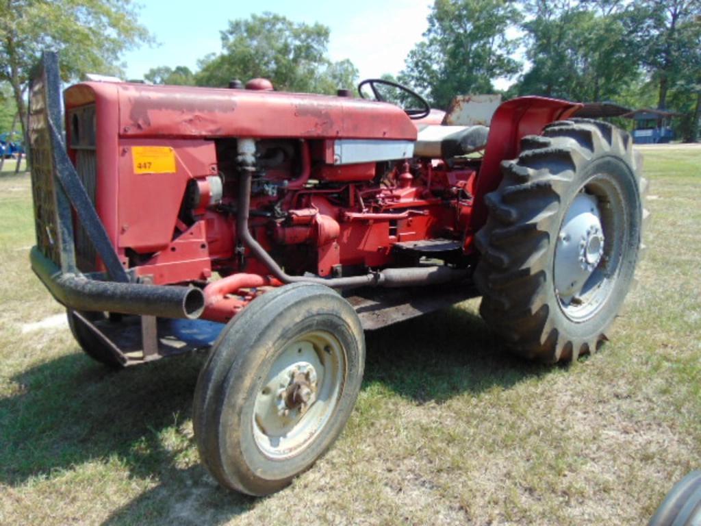 Image of International Harvester 340 Primary image