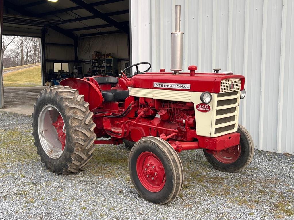 Main image International Harvester 340