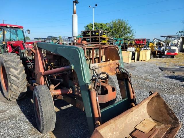 Image of International Harvester 340 equipment image 3