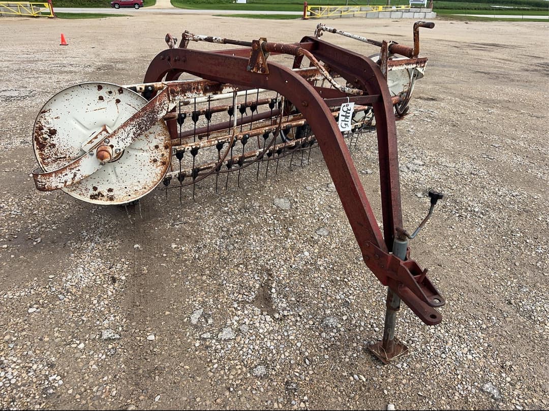 Image of International Harvester 35 Primary image