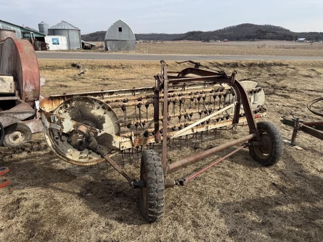 Image of International Harvester 35 equipment image 4