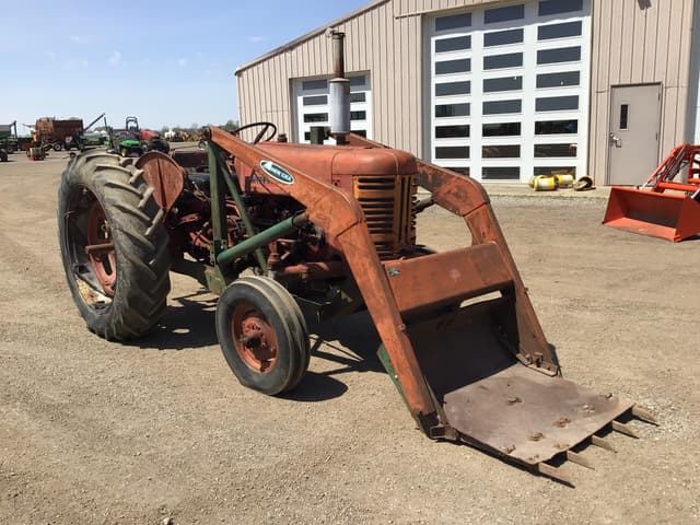 Image of International Harvester 350 equipment image 2