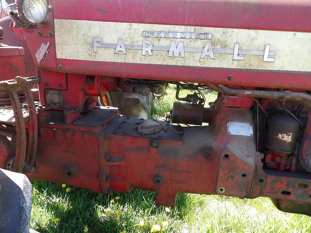 Image of International Harvester 350 equipment image 2