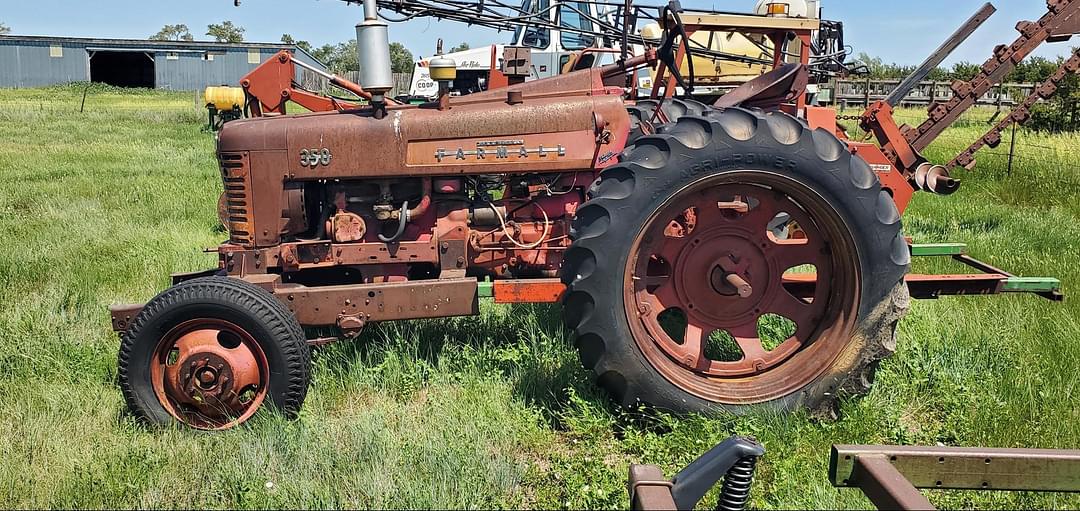 Image of Farmall 350 Primary image