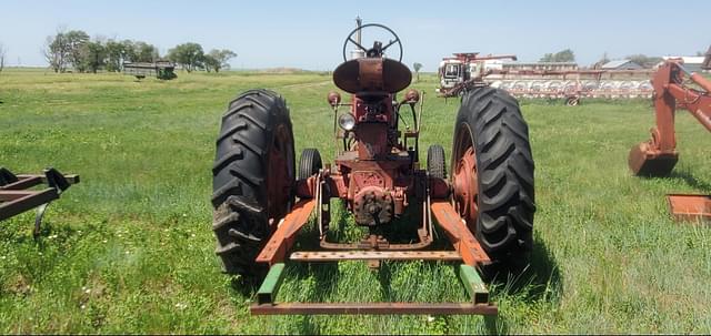 Image of Farmall 350 equipment image 3