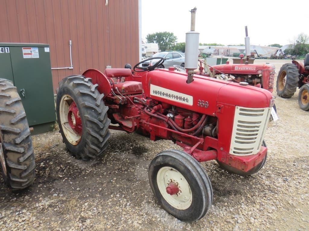 International Harvester 350 Equipment Image0