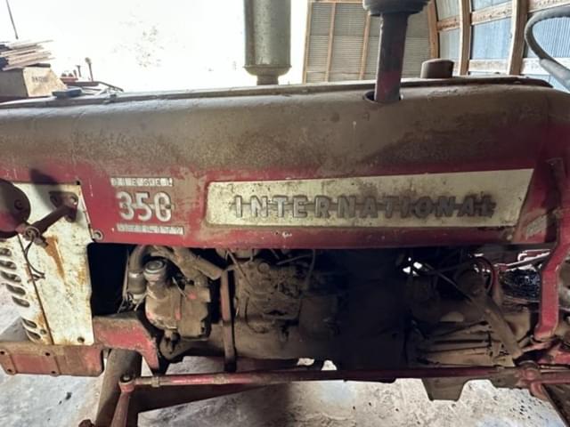 Image of International Harvester 350 equipment image 1