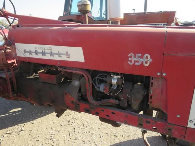 Image of International Harvester 350 equipment image 2