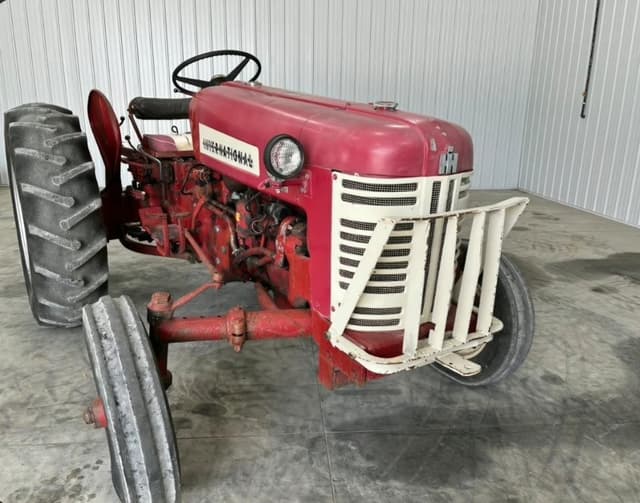 Image of International Harvester 350 equipment image 1