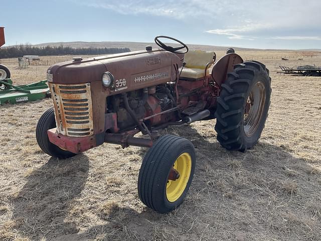 Image of International Harvester 350 equipment image 3