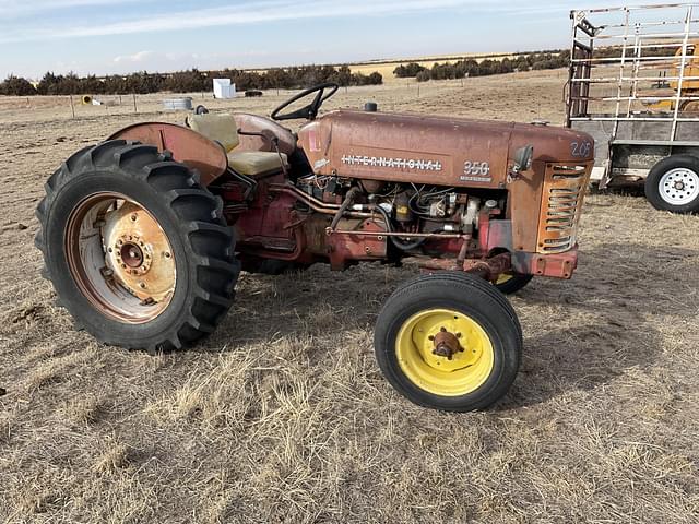 Image of International Harvester 350 equipment image 2