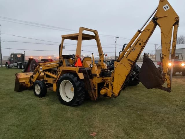 Image of International Harvester 3500 equipment image 2