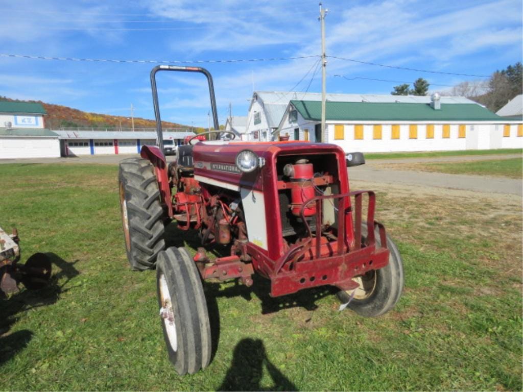 Main image International Harvester 354