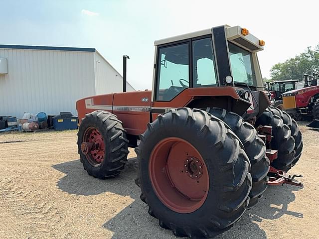 Image of International Harvester 3588 equipment image 2