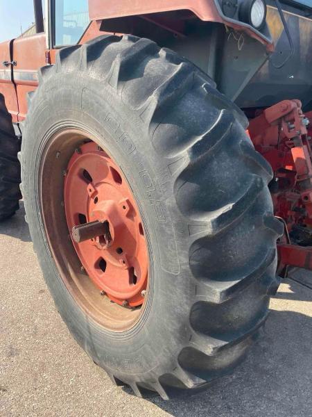 Image of International Harvester 3588 equipment image 1