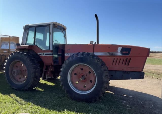 Image of International Harvester 3588 equipment image 1