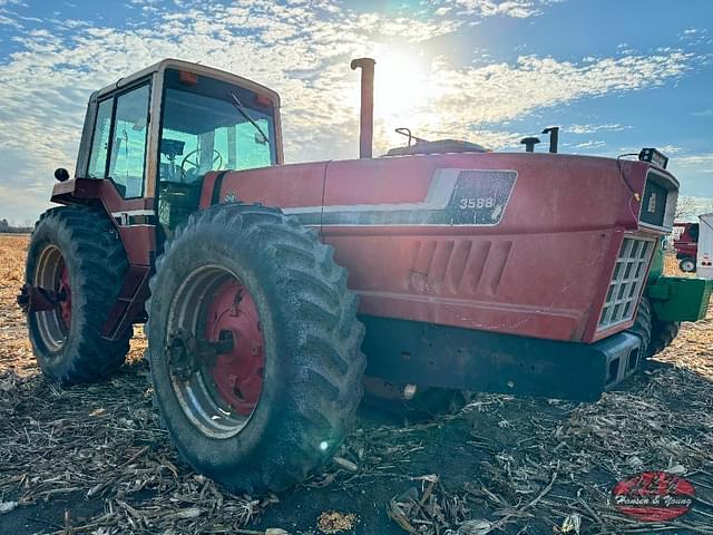 Image of International Harvester 3588 equipment image 1