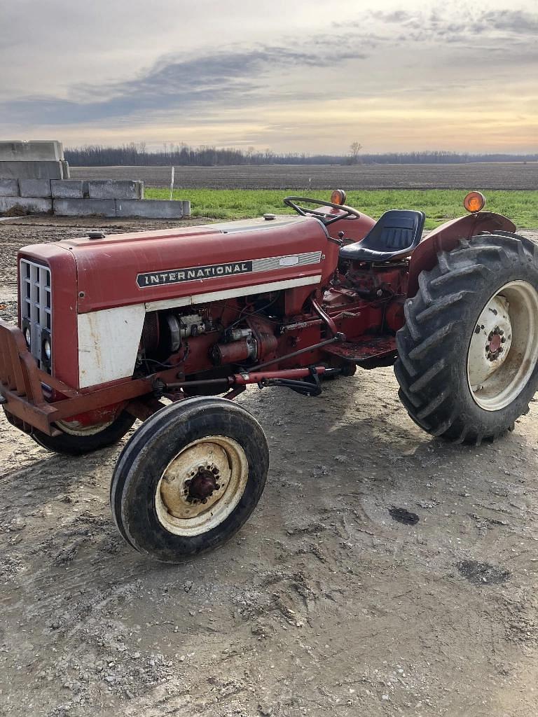 Image of International Harvester 364 Primary image