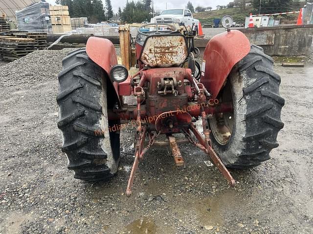 Image of International Harvester 364 equipment image 3