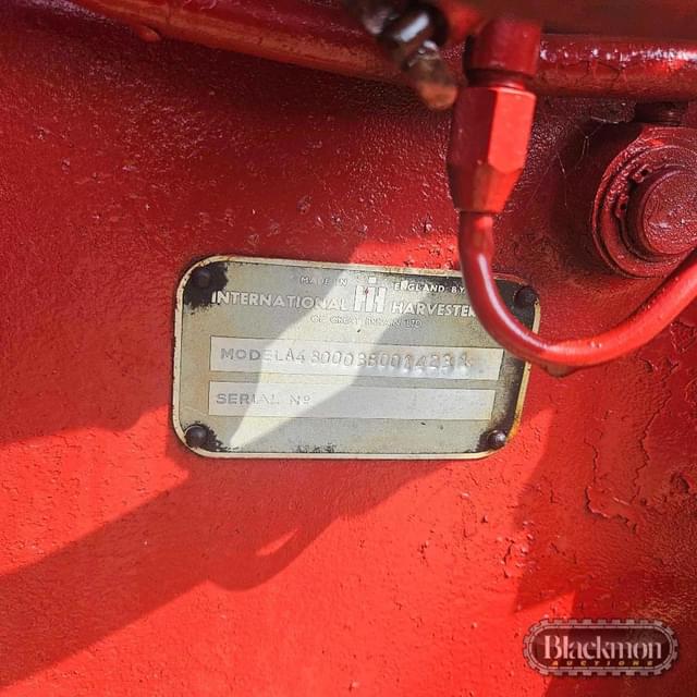 Image of International Harvester 364 equipment image 2