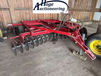 Main image International Harvester 37