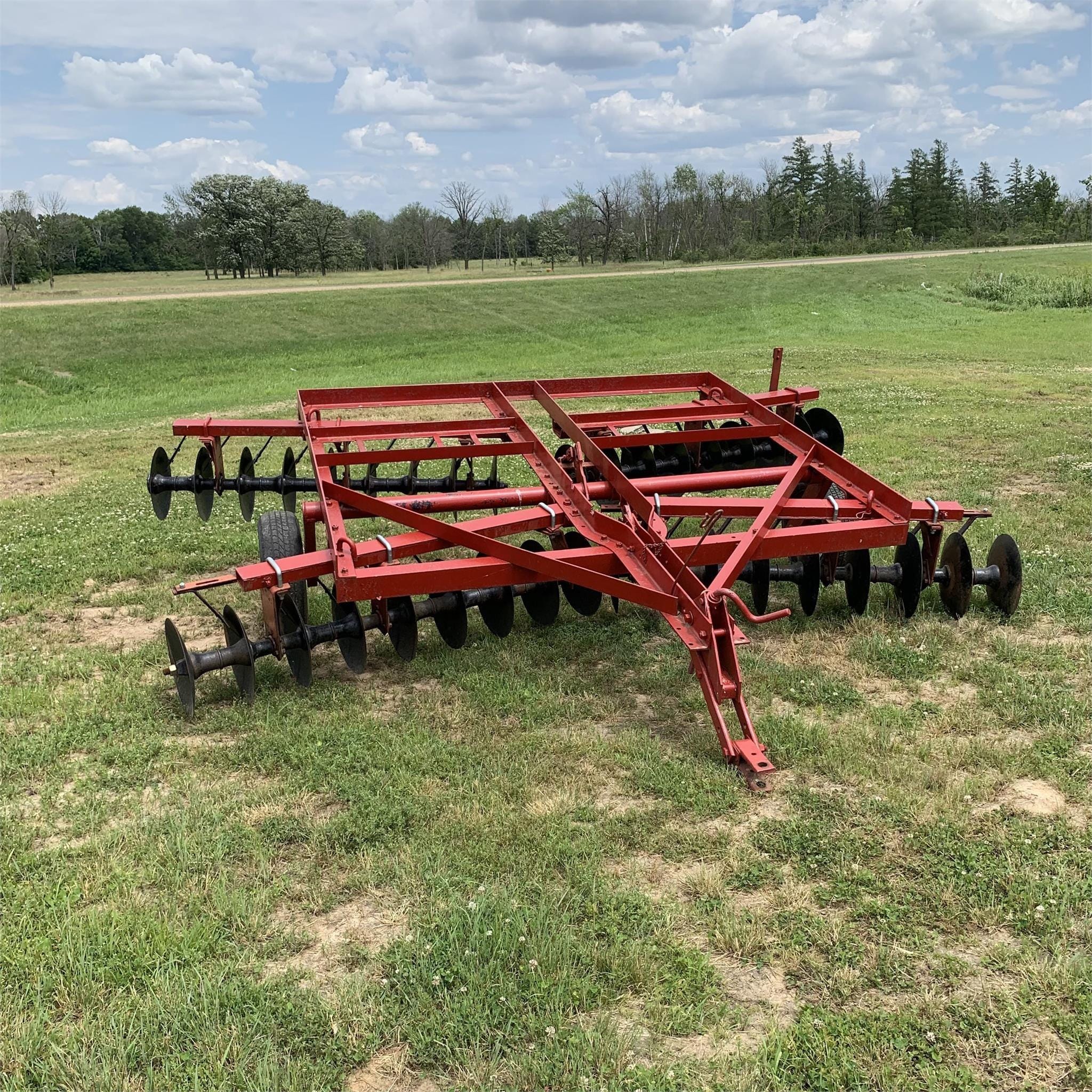 International Harvester 37 Equipment Image0