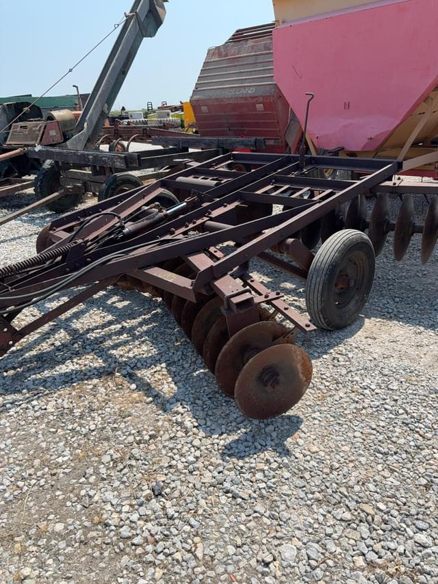 Image of International Harvester 37 equipment image 4