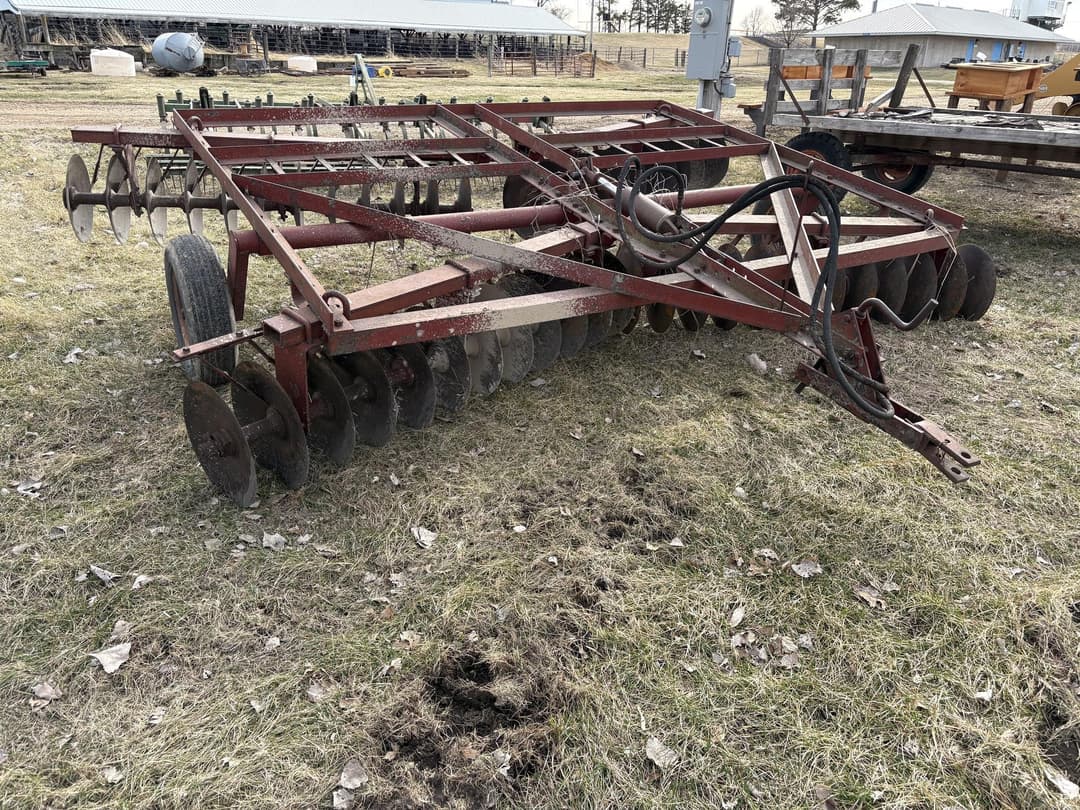 Image of International Harvester 37 Image 1