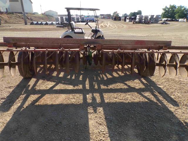 Image of International Harvester 37 equipment image 4