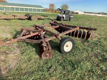 Main image International Harvester 37