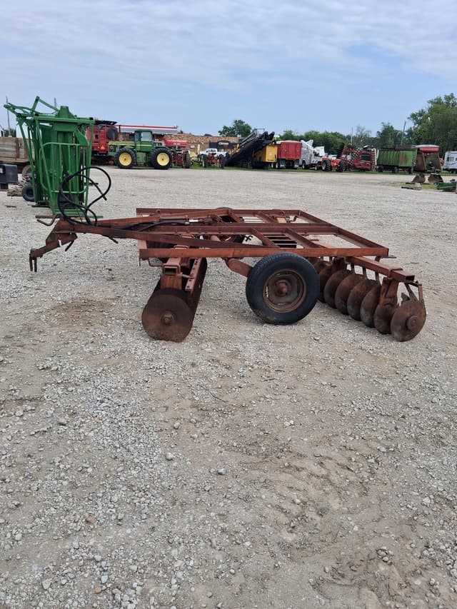 Image of International Harvester 37 equipment image 4