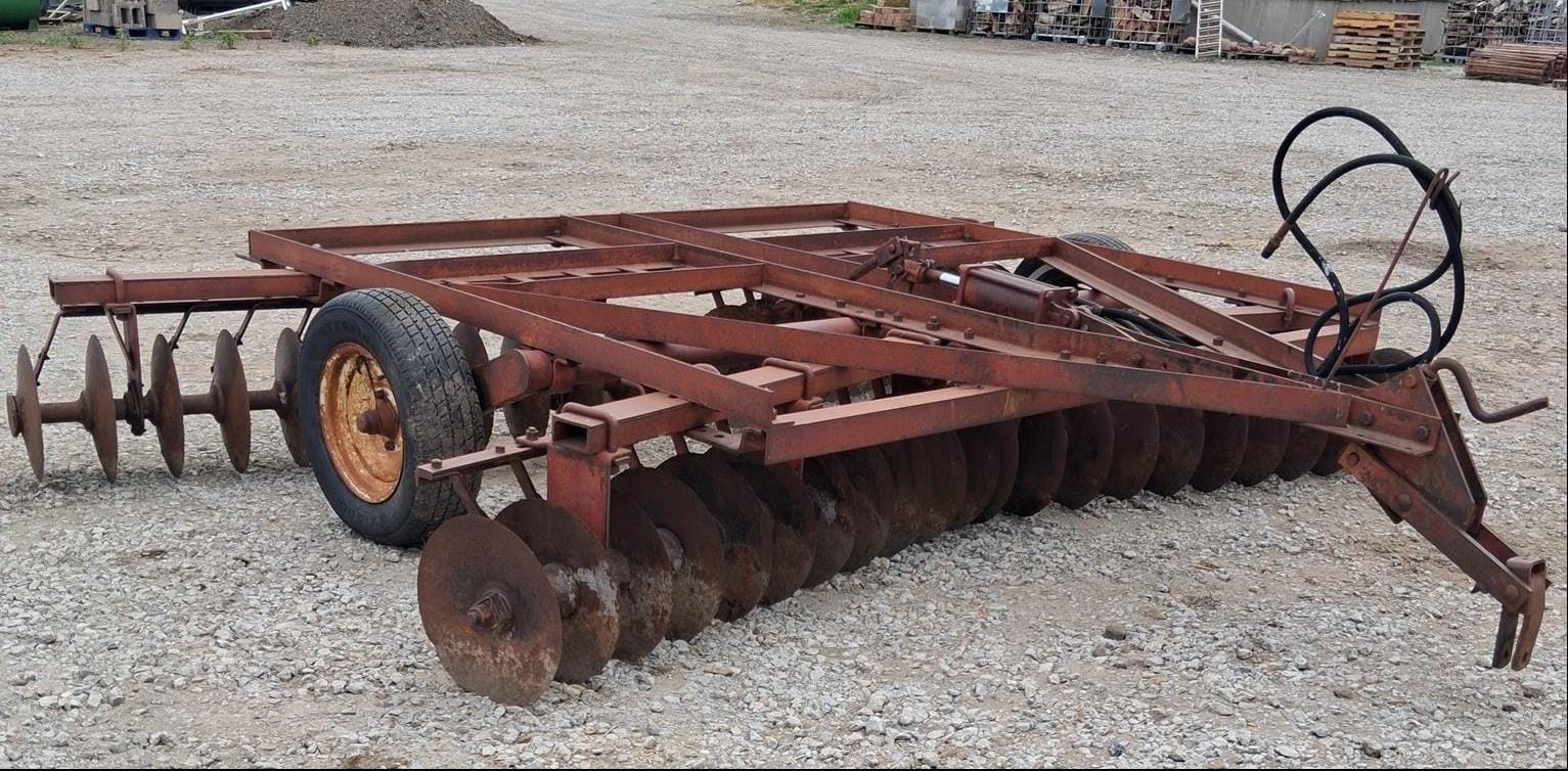 International Harvester 37 Equipment Image0