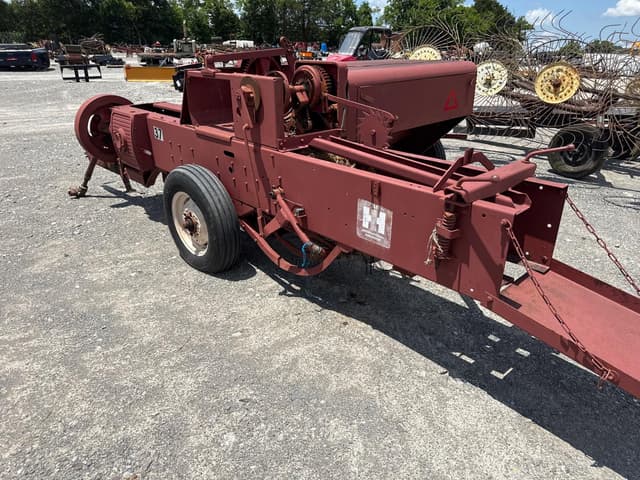 Image of International Harvester 37 equipment image 4