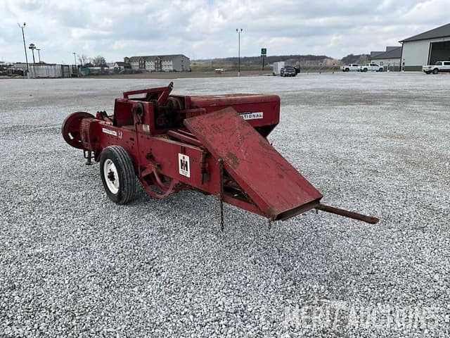 Image of International Harvester 37 equipment image 2