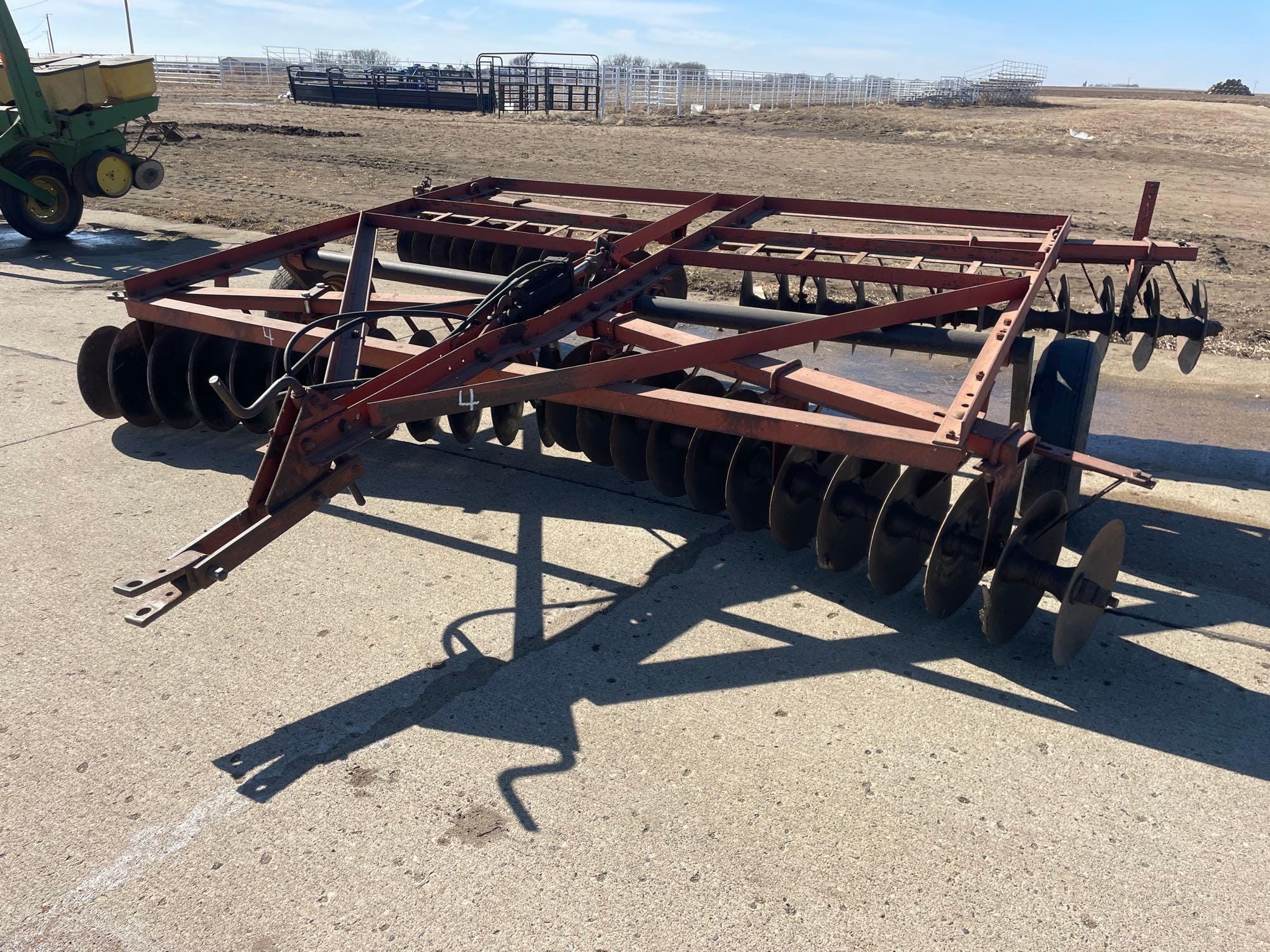 International Harvester 370 Equipment Image0