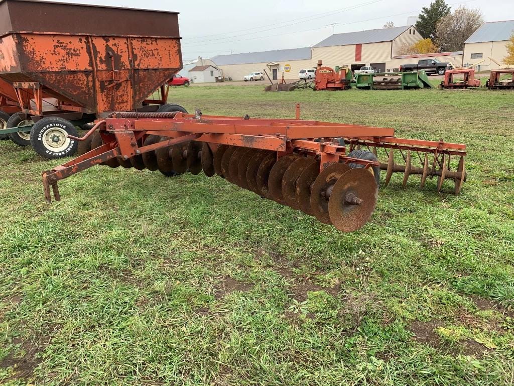 Main image International Harvester 370