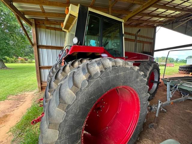 Image of International Harvester 3788 equipment image 4