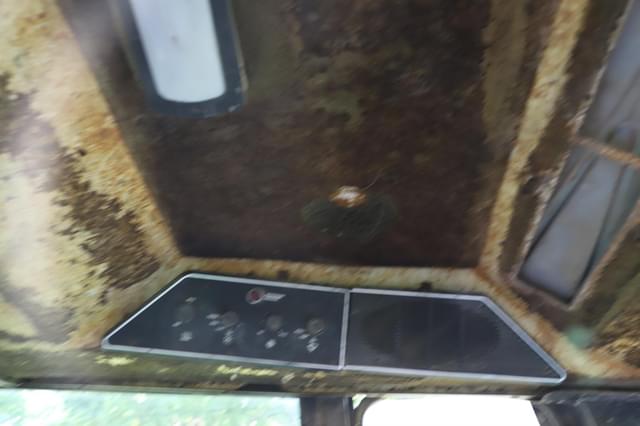 Image of International Harvester 3788 equipment image 3