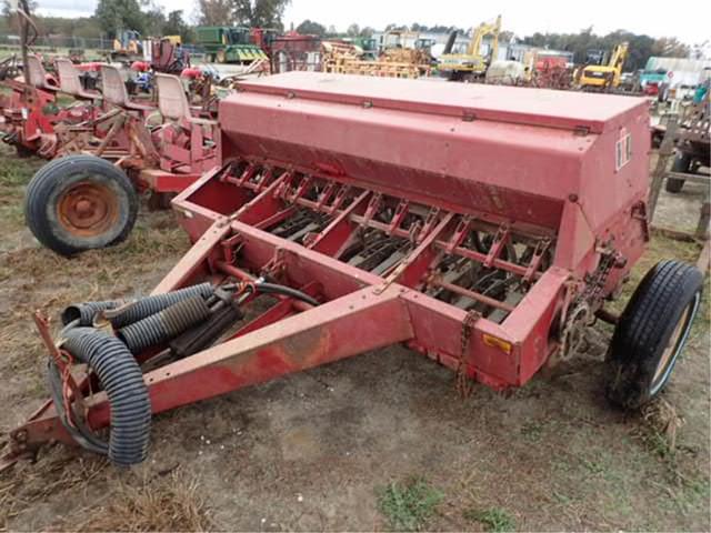 Image of International Harvester 5100 equipment image 1