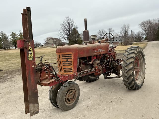 Image of Farmall 400 equipment image 2