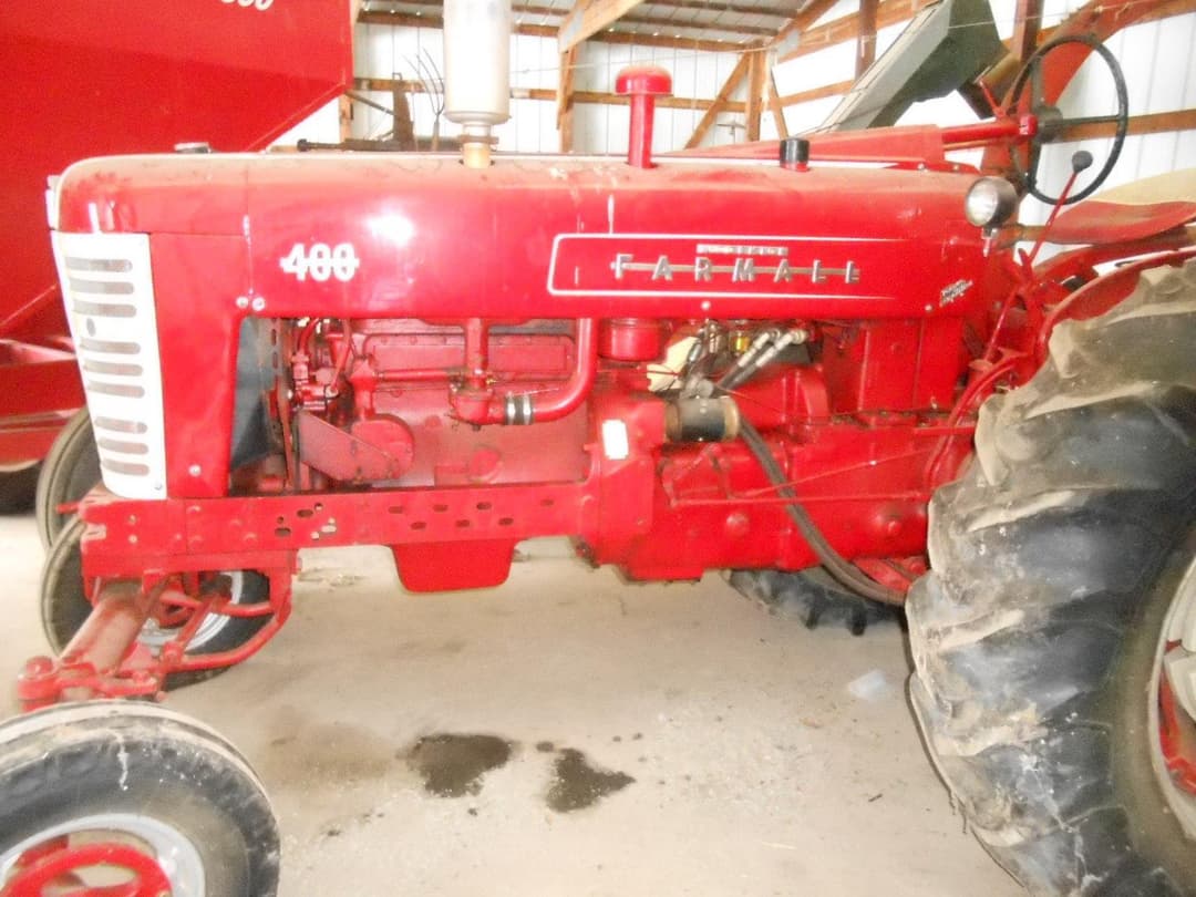 Image of Farmall 400 Image 1