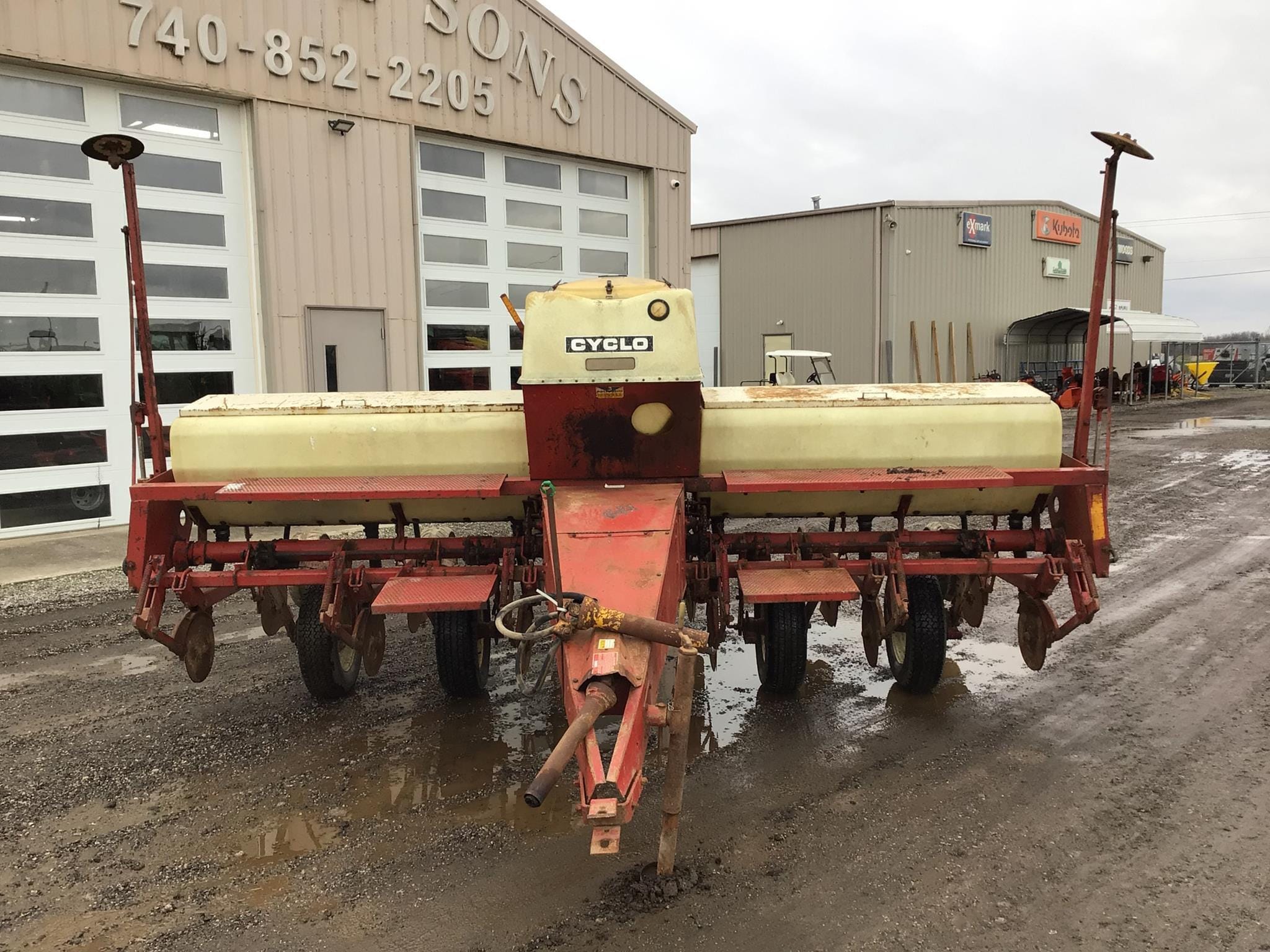 International Harvester 400 Cyclo Equipment Image0