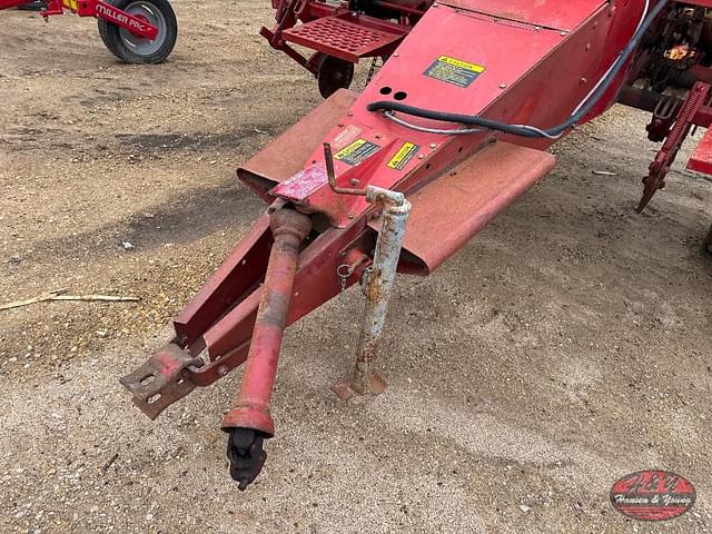 Image of International Harvester 400 Cyclo equipment image 2