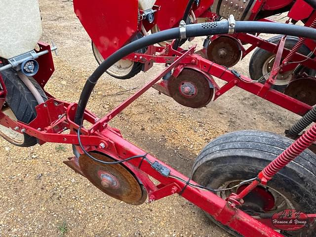 Image of International Harvester 400 Cyclo equipment image 3